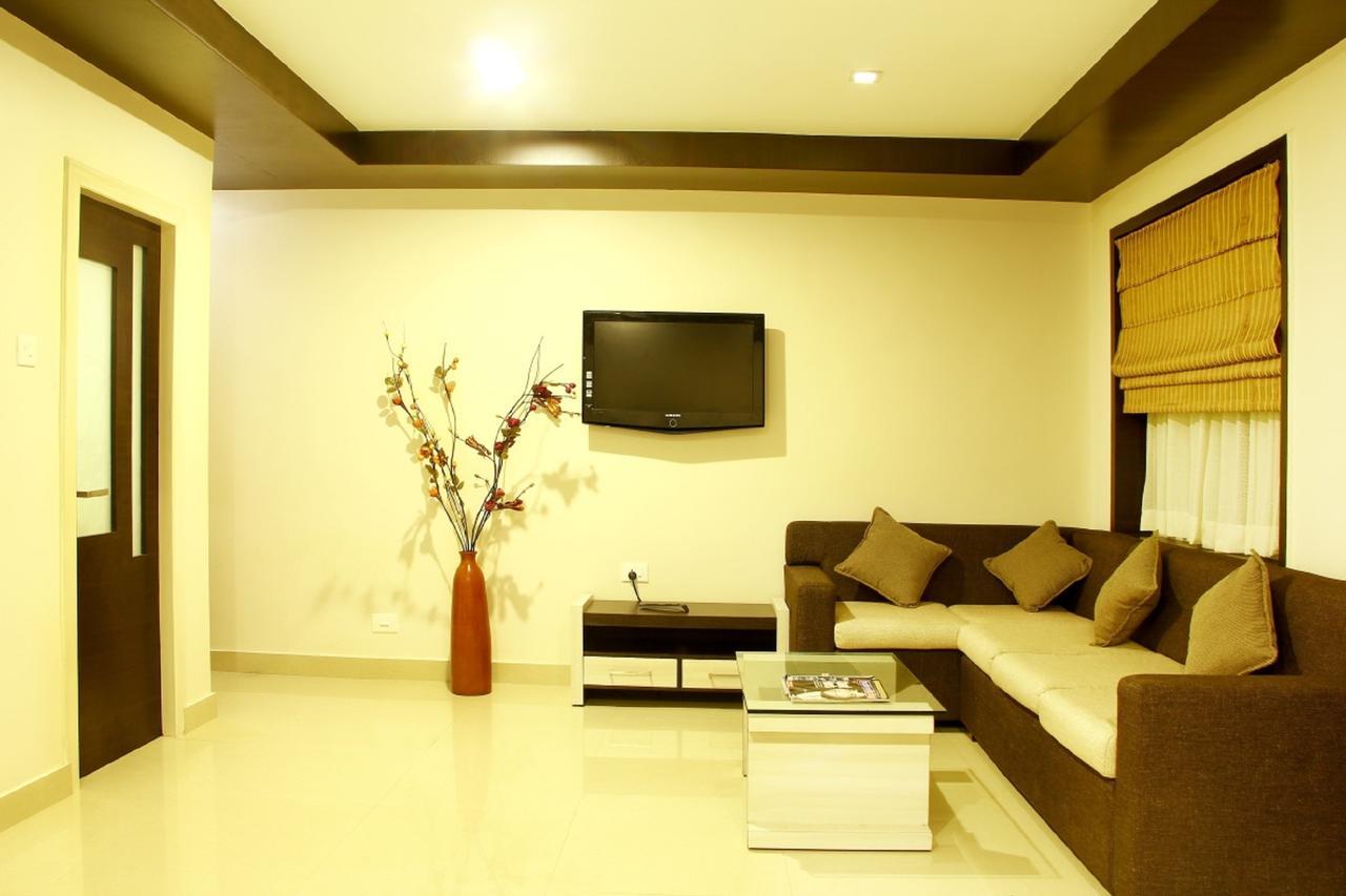 Hotel The Rubis à Kottakkal Extérieur photo